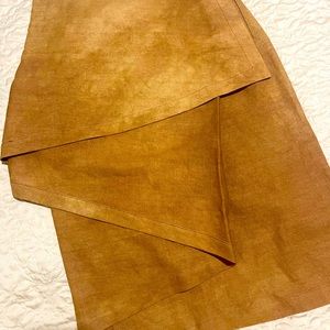 Beautiful fade away brown, tan color Michael kors skirt .